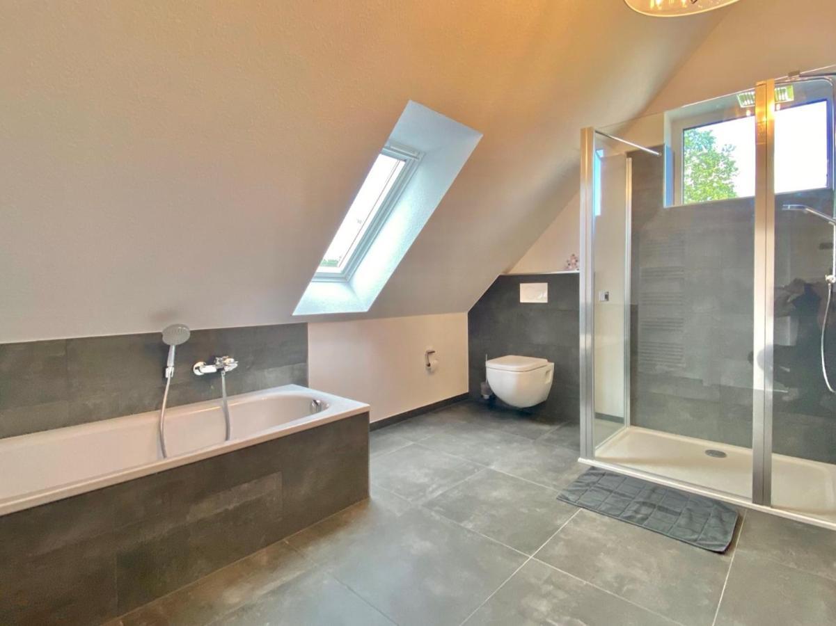 Ferienhaus Moin. Am Harkebruegger See Mit Sauna Barssel  エクステリア 写真